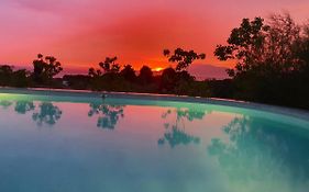Villa individuelle avec piscine privée chauffée proche commerces et plage