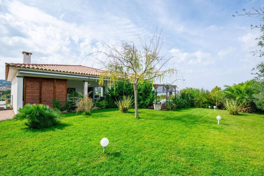 Villa individuelle avec piscine privée chauffée proche commerces et plage Porticcio  Extérieur photo